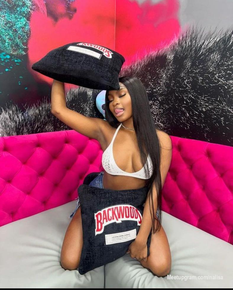 😍